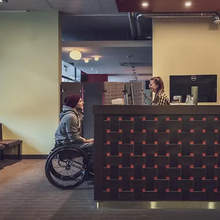 Hotell Ochsen 2 By Mountain 3*