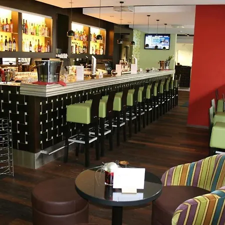 Hotel Ochsen 2 By Mountain 3*