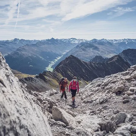 Ochsen 2 By Mountain 3* Davos